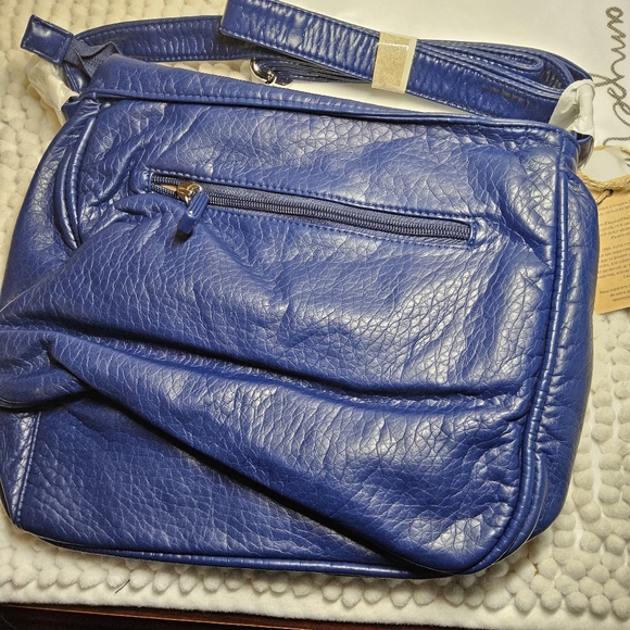 The Lorie Crossbody in Blue - Picture 5 of 13